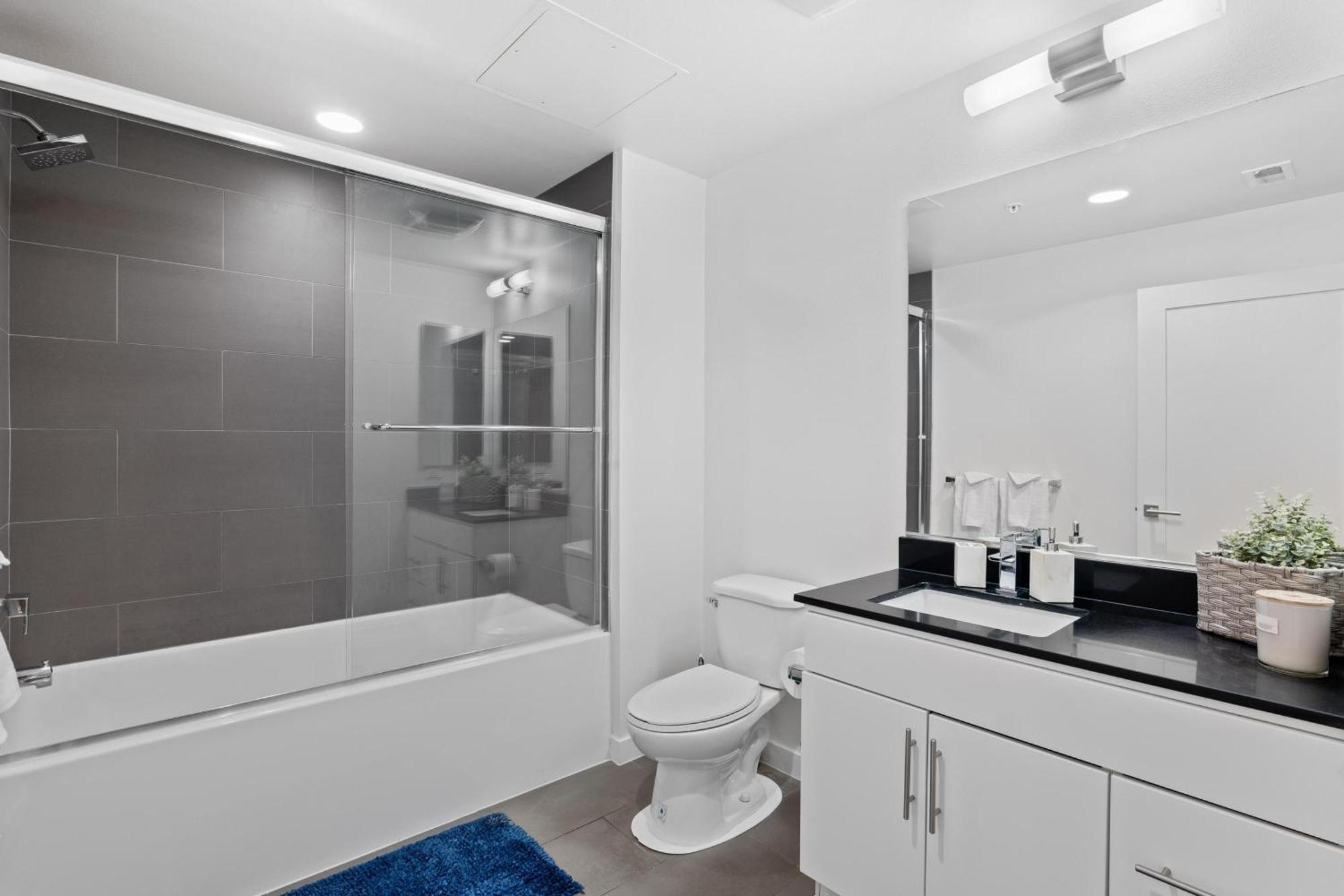 Spacious 3br 3min Walk To Marina 5min To Vbeach Apartment Los Angeles