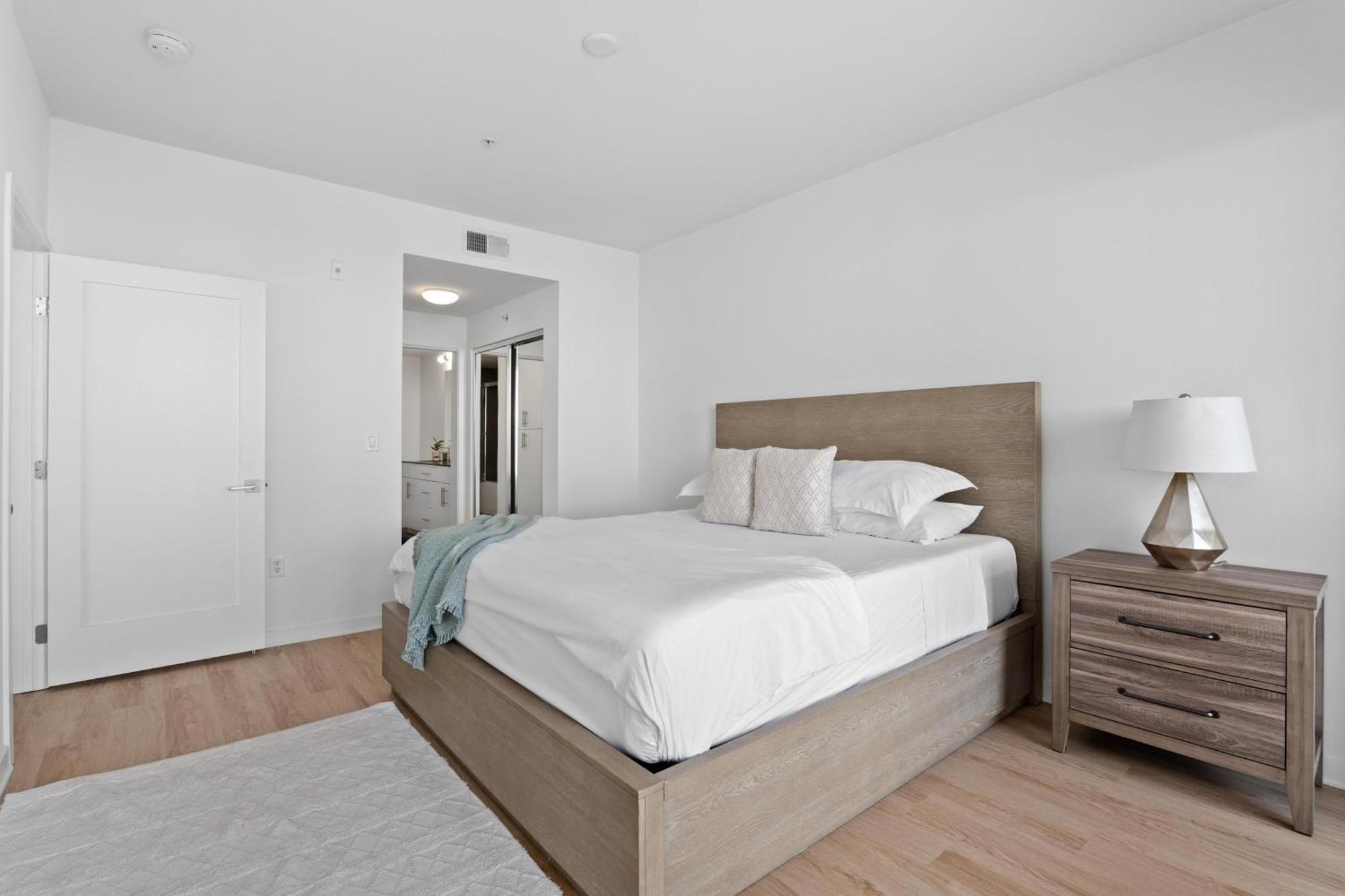 Apartment Spacious 3br 3min Walk To Marina 5min To Vbeach Los Angeles