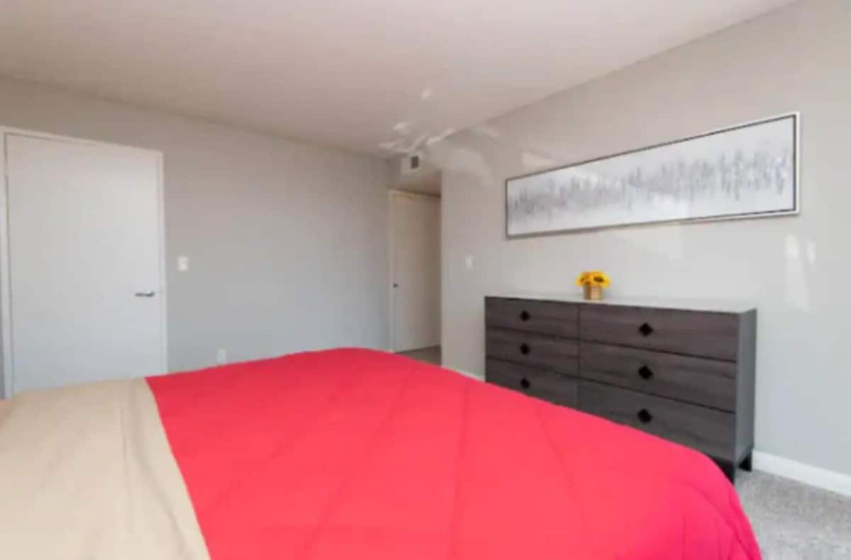 Apartment Hollywood Heights 2br With Rooftop Pool And Stunning Views Los Angeles