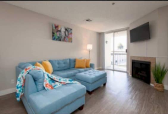 Apartment Stylish Hollywood Hideaway 1bed Rooftop Pool With Iconic View Los Angeles