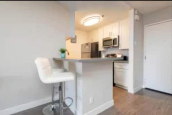 Stylish Hollywood Hideaway 1bed Rooftop Pool With Iconic View *