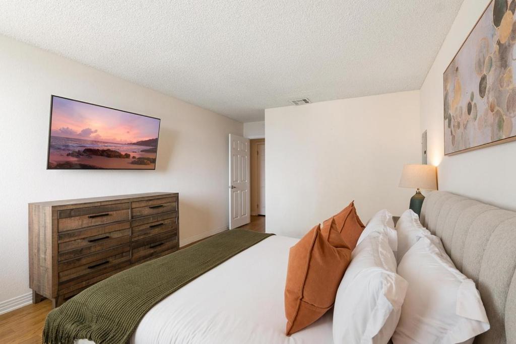 Apartment Amber Tide - Bright 1br Marina Gem Ocean View Los Angeles
