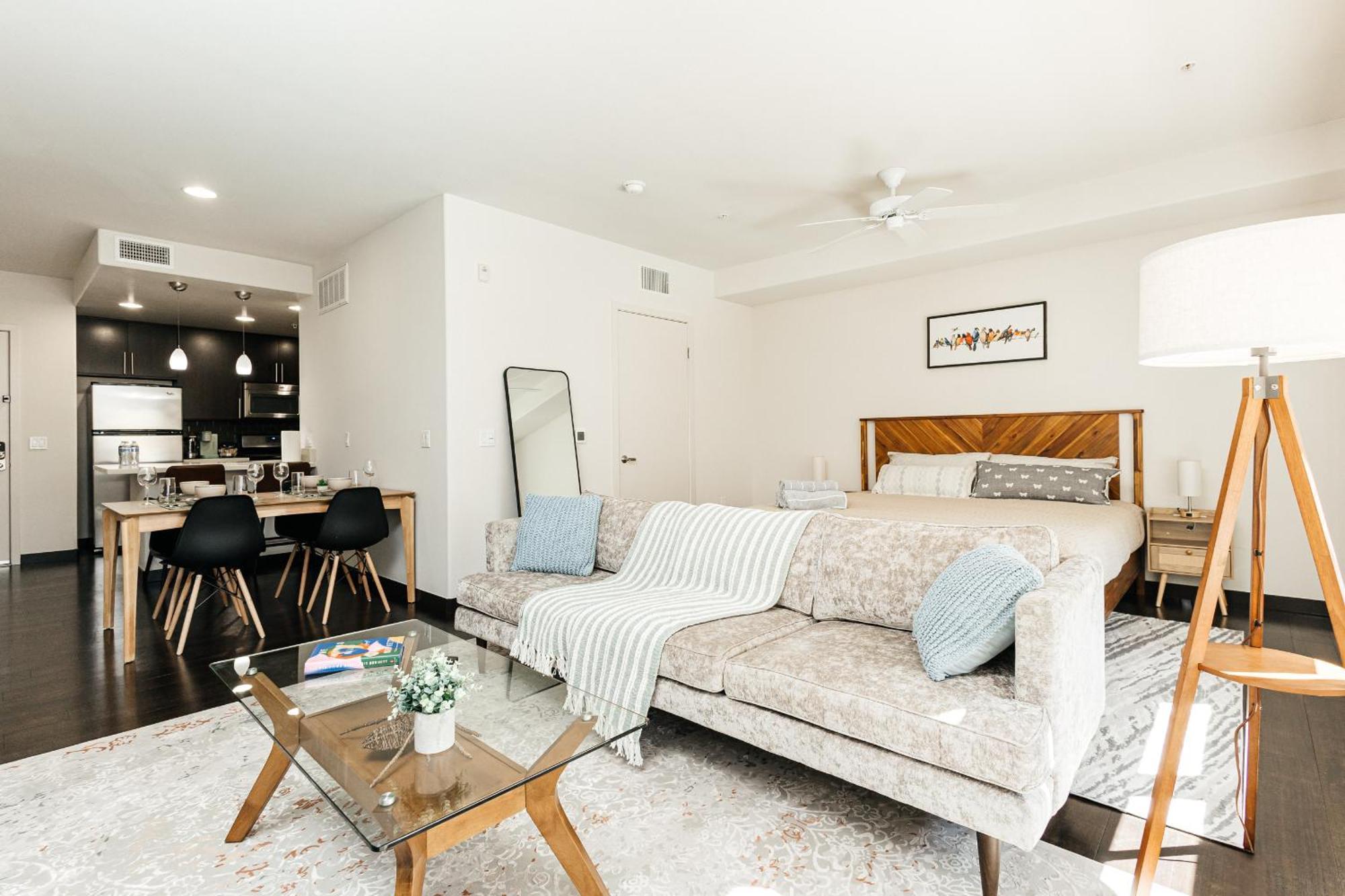 Apartment King In West Hollywood