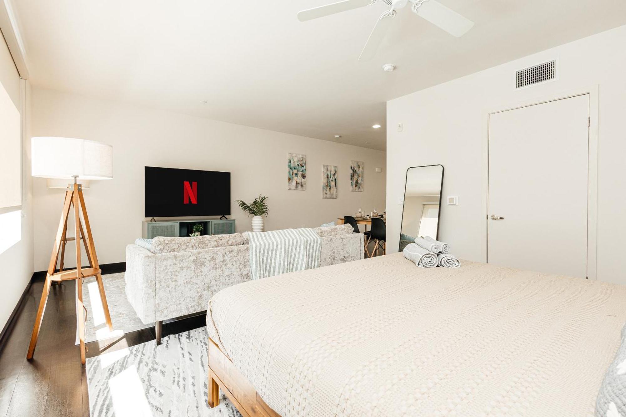 Apartment King In West Hollywood