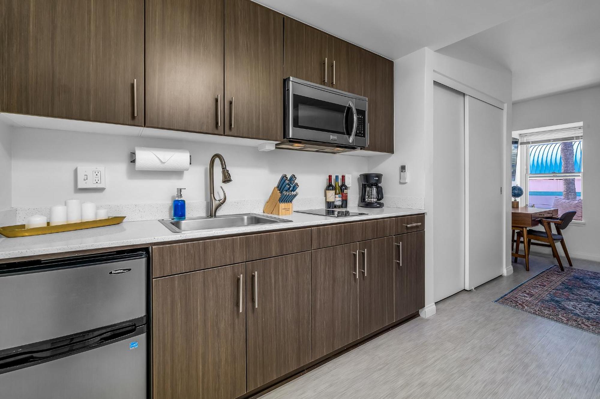 Promenade Apartment Los Angeles