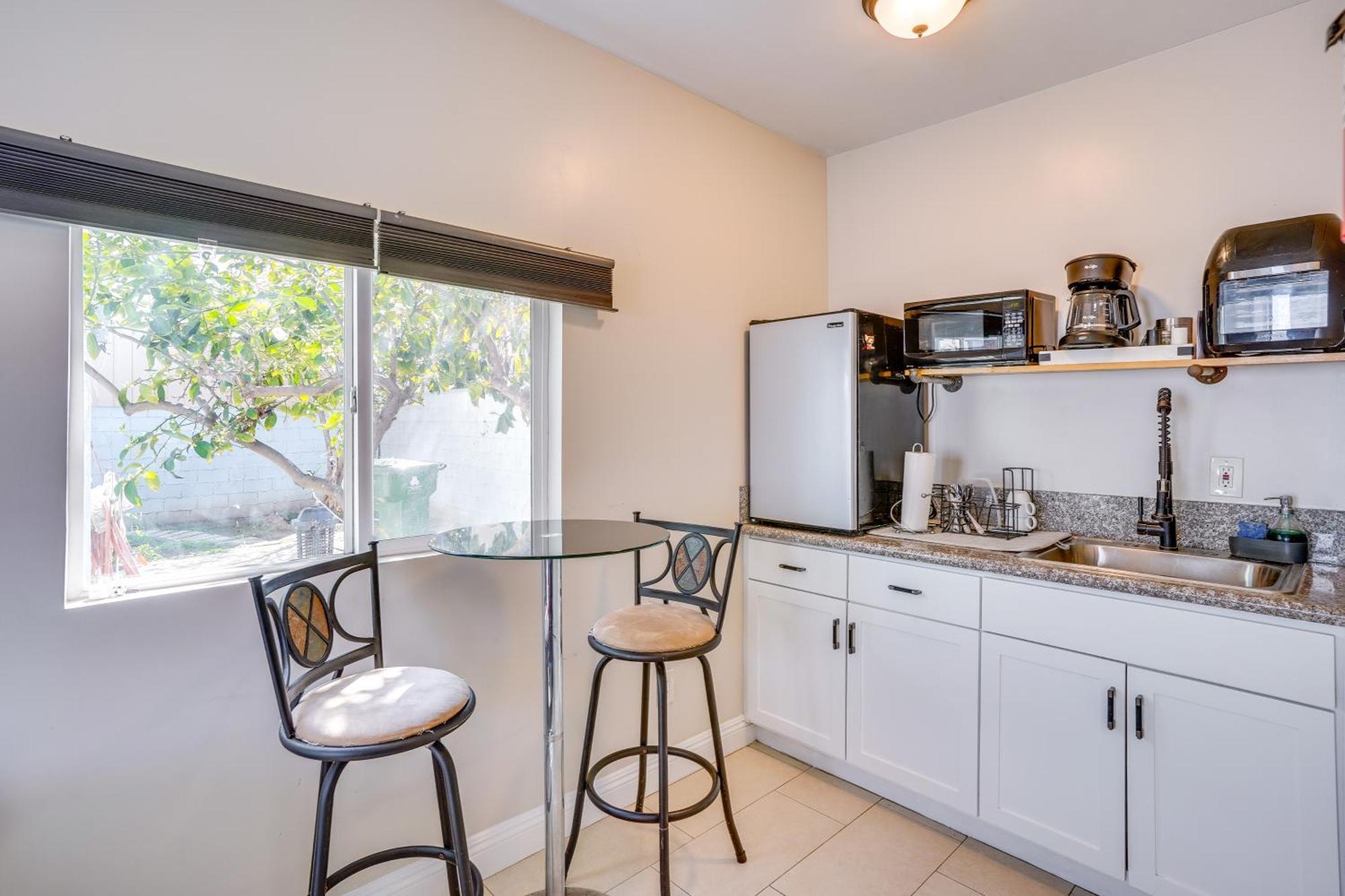 8 Mi To Junipero Convenient Studio! Apartment Los Angeles