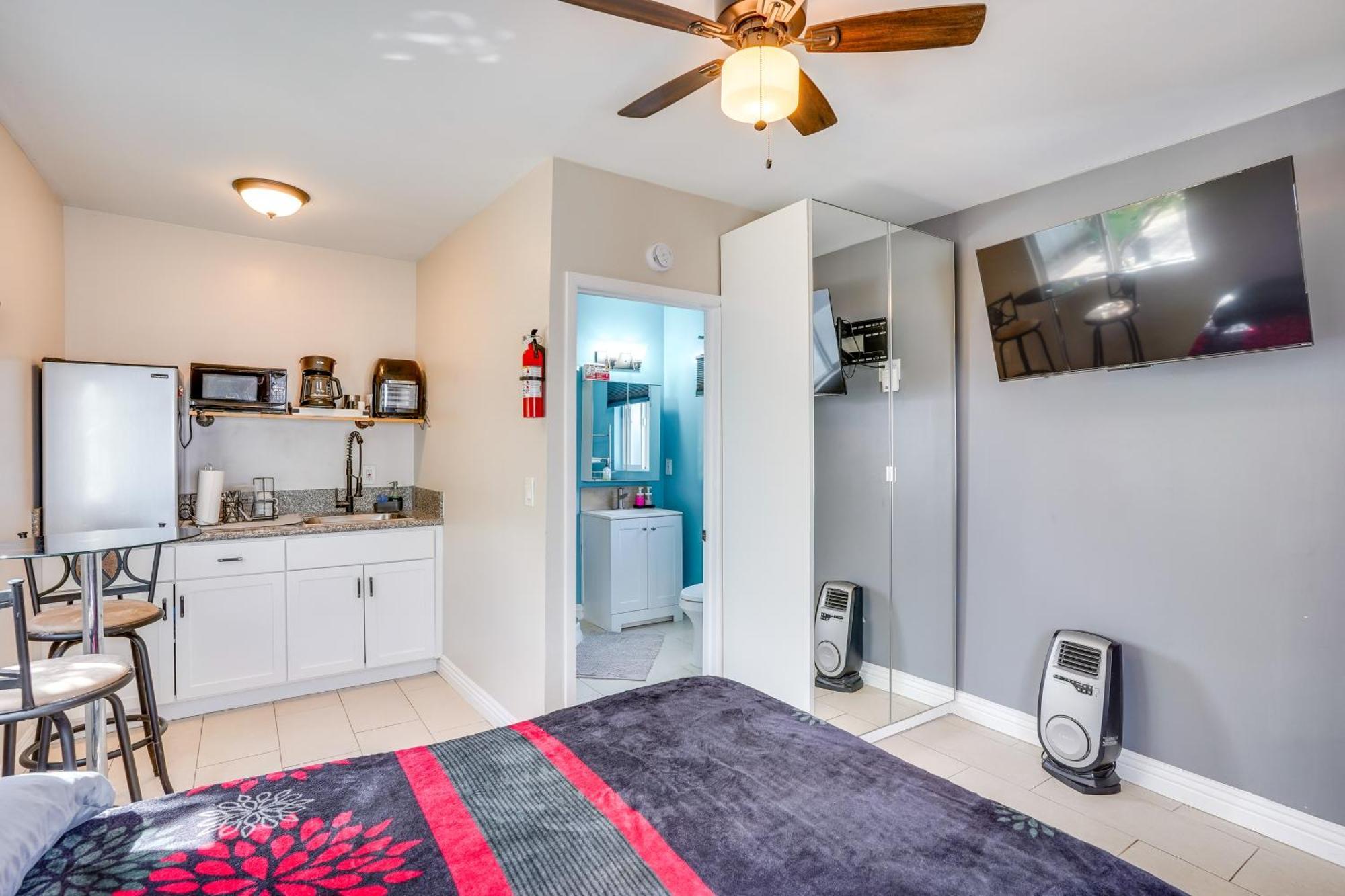 Apartment 8 Mi To Junipero Convenient Studio! Los Angeles