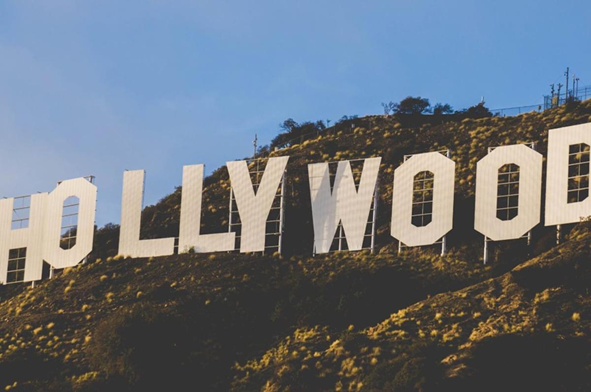 Apartment Spacious - Hollywood Pool, Parking, Sauna