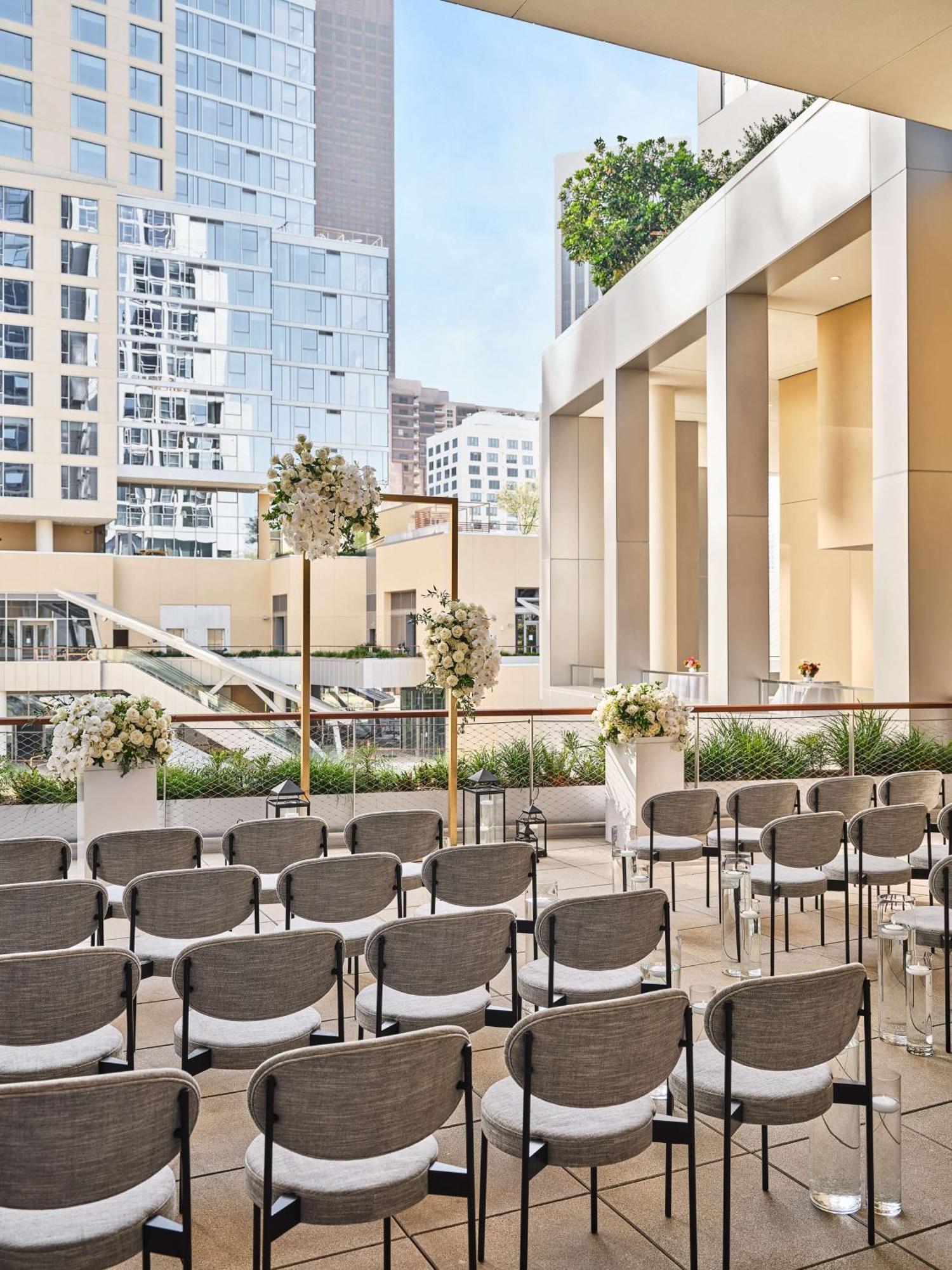 Conrad Angeles 5* Los Angeles