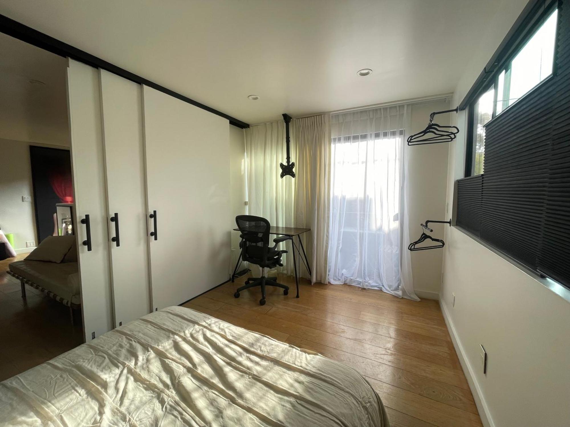 Skydeck House In Venice With Rooftop, Parking, 2bd, 2bath, Steam Sauna Los Angeles