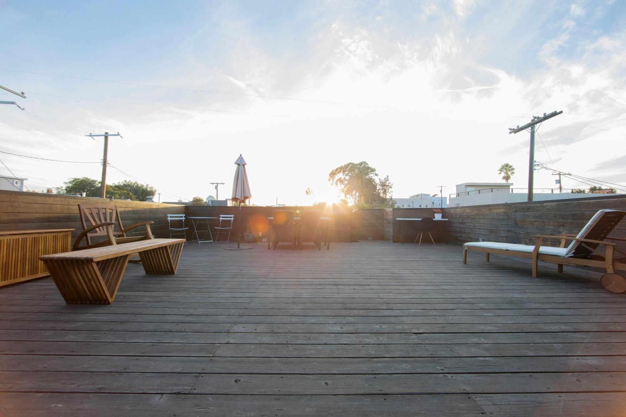 Skydeck House In Venice With Rooftop, Parking, 2bd, 2bath, Steam Sauna