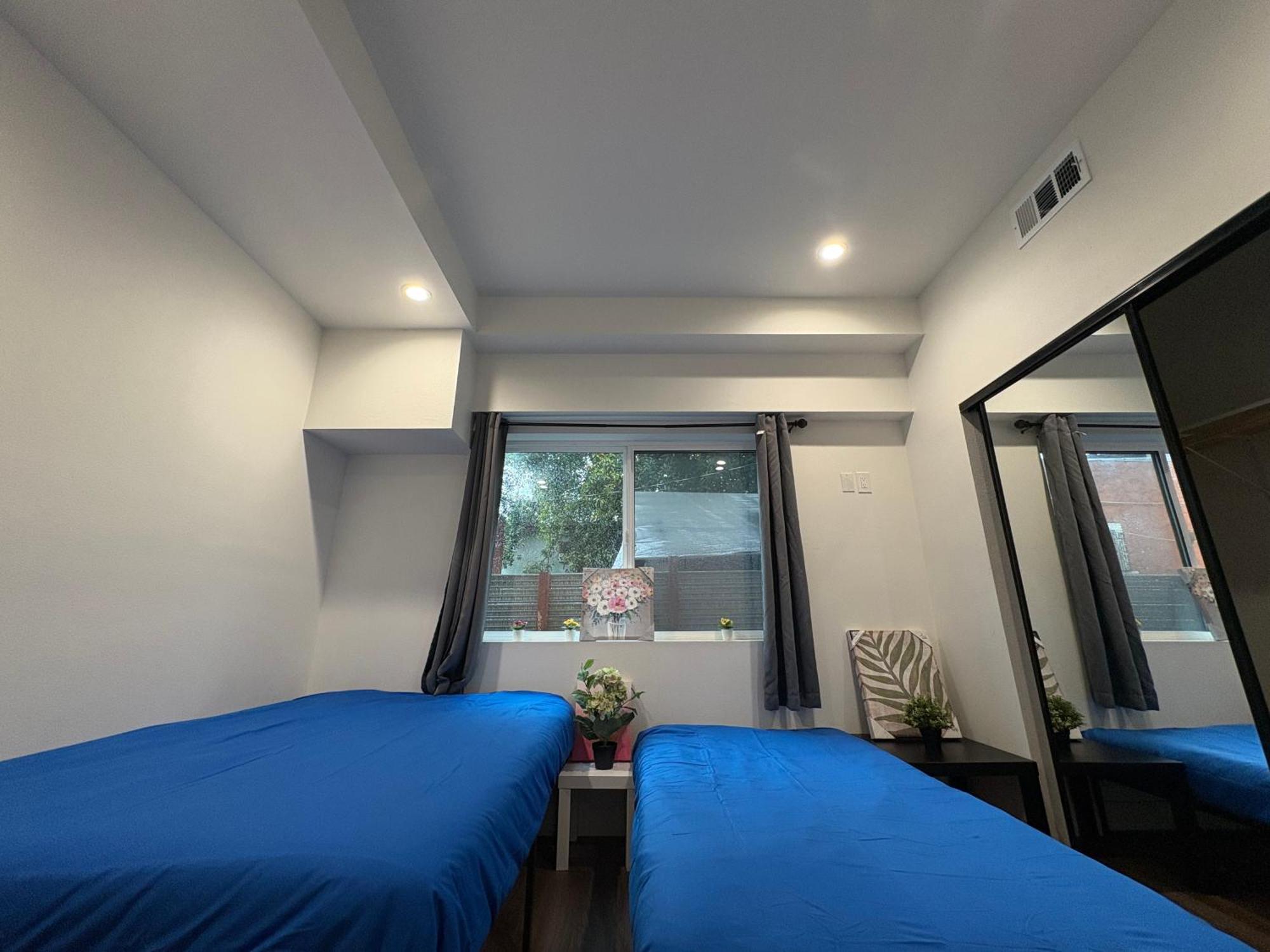 The Blue - Private With Private Bath - Usc - Dtla - Bmo Stadium - La Olympic - Staples Center Hostel