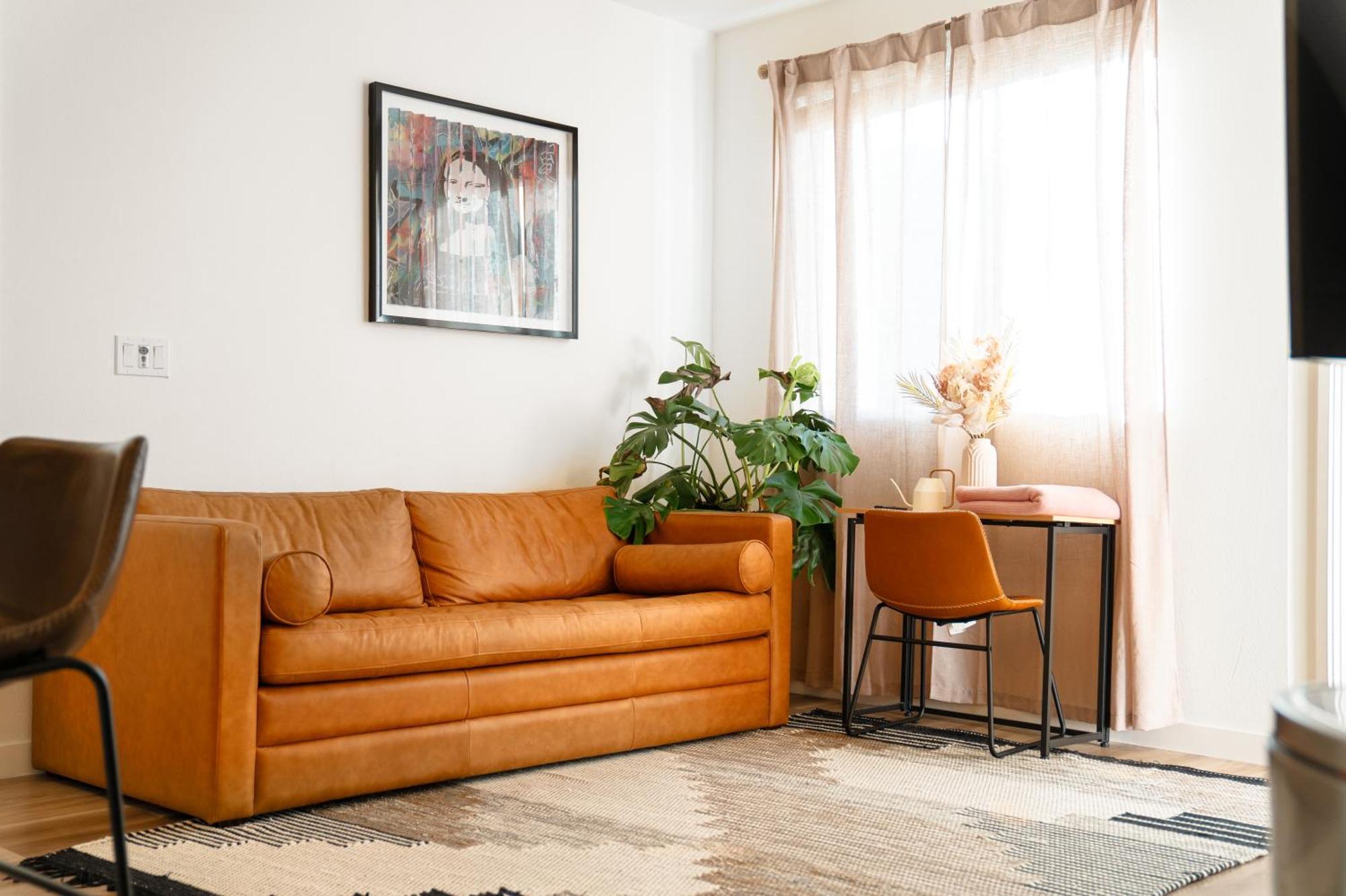 Heart Of North Hollywood 2 Bed Free Parking, Hot Tub, Pool, Gym