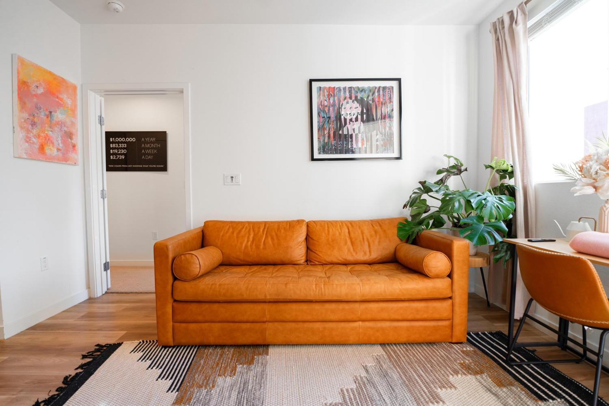 Heart Of North Hollywood 2 Bed Free Parking, Hot Tub, Pool, Gym Apartment Los Angeles