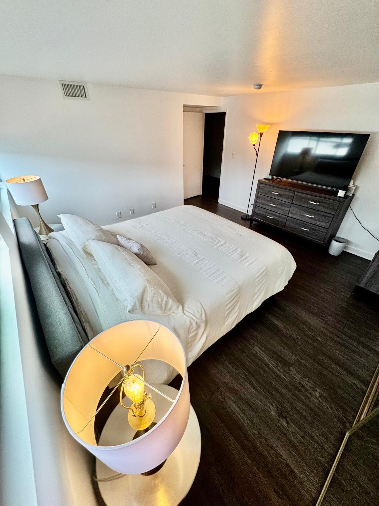 Homestay Masion De Beverly Hills *