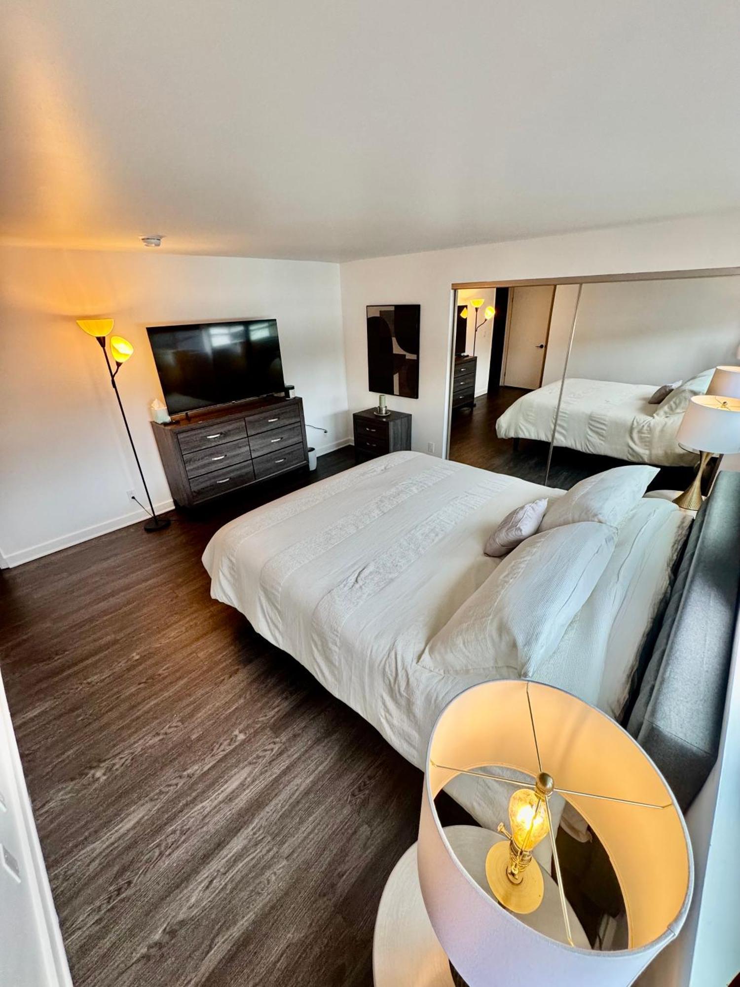 Homestay Masion De Beverly Hills *