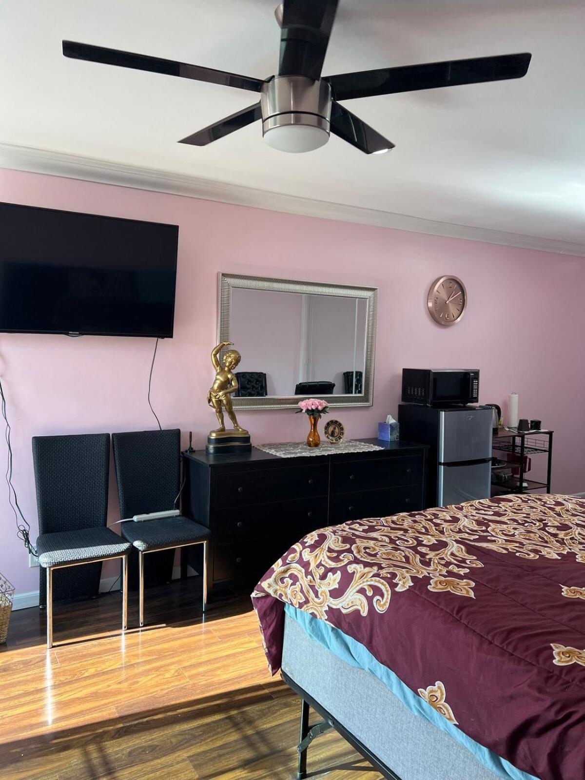 Apartment Pool Front Romantic Getaway Withprivate Entry *