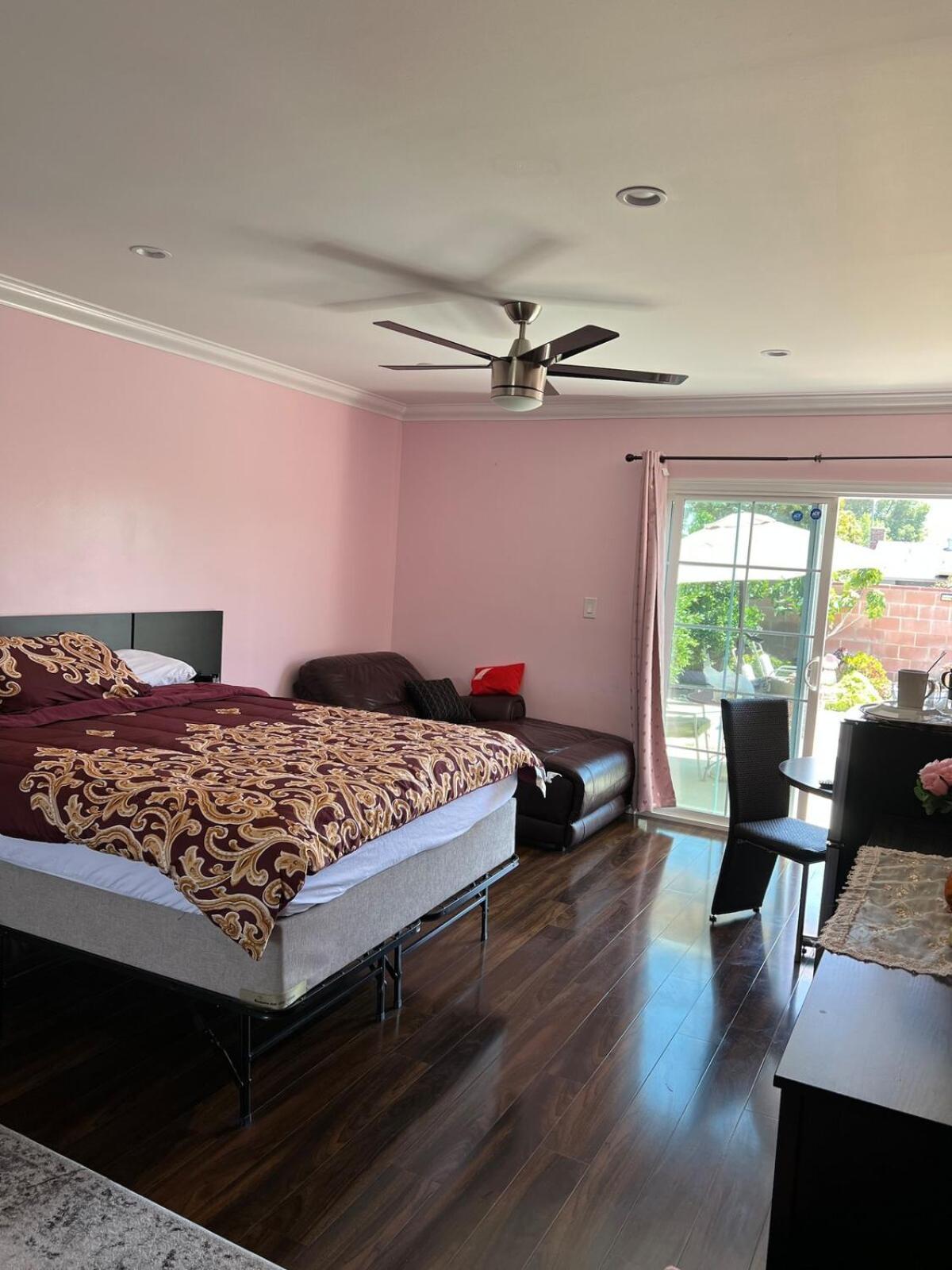 Pool Front Romantic Getaway Withprivate Entry * Los Angeles