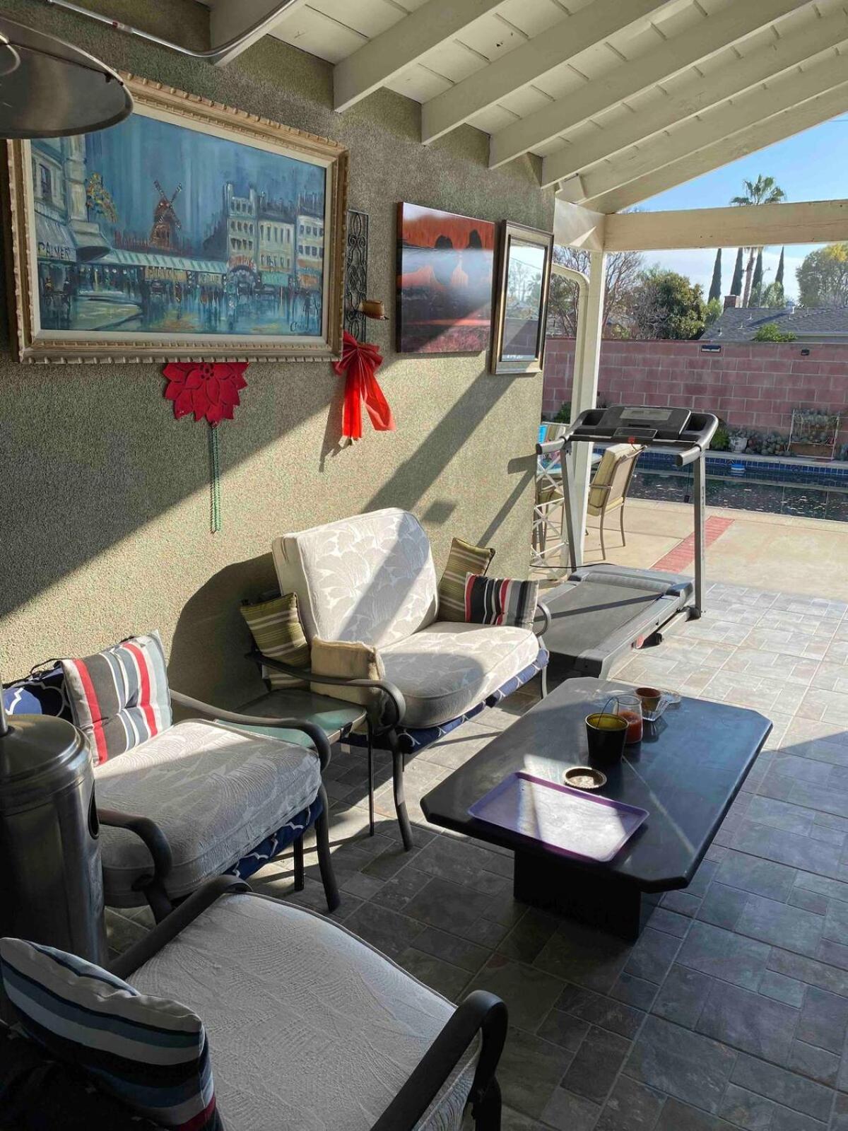 Pool Front Romantic Getaway Withprivate Entry Apartment