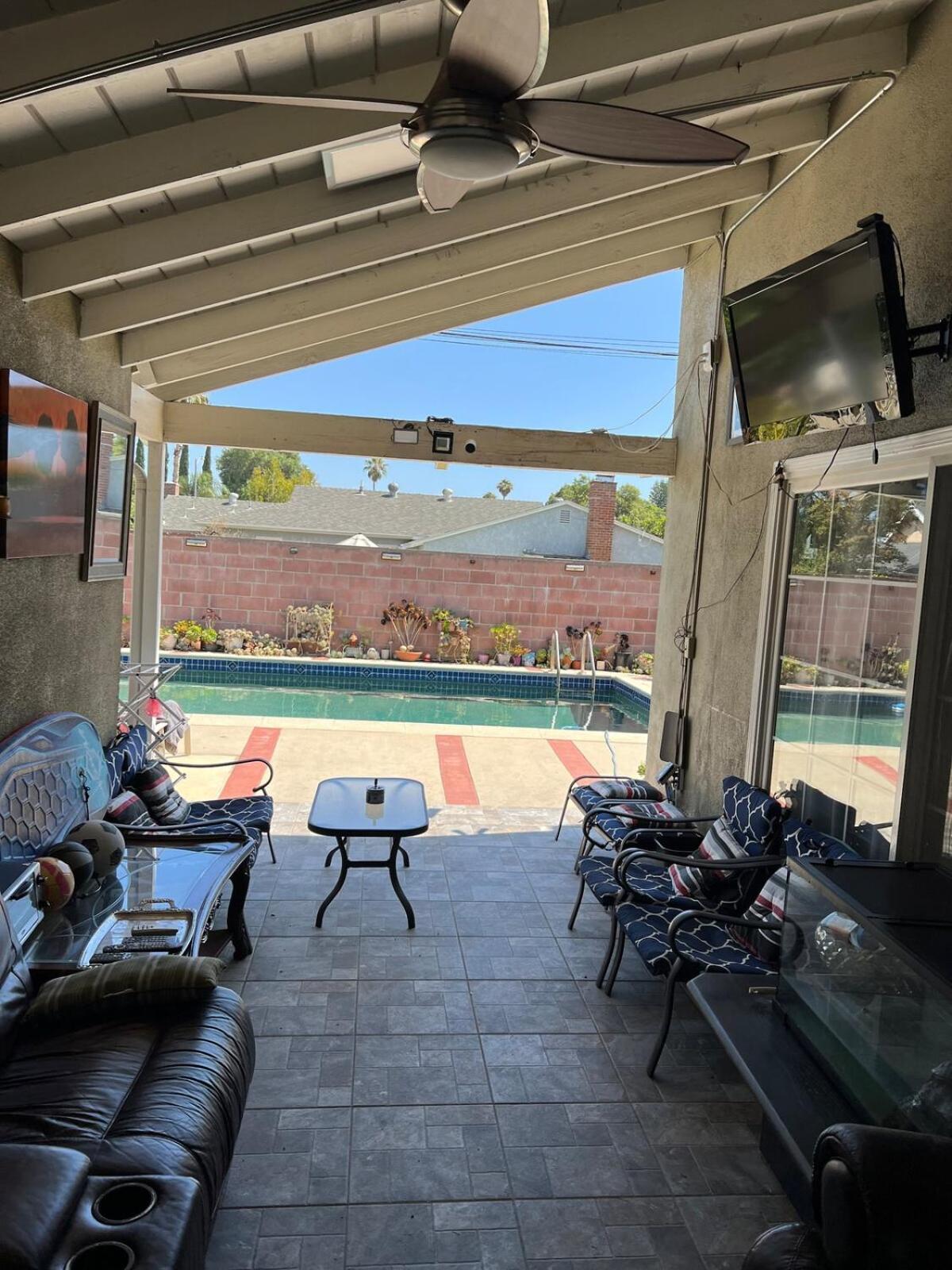 Apartment Pool Front Romantic Getaway Withprivate Entry