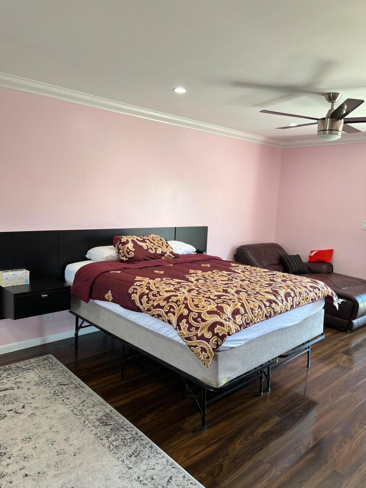 Apartment Pool Front Romantic Getaway Withprivate Entry Los Angeles