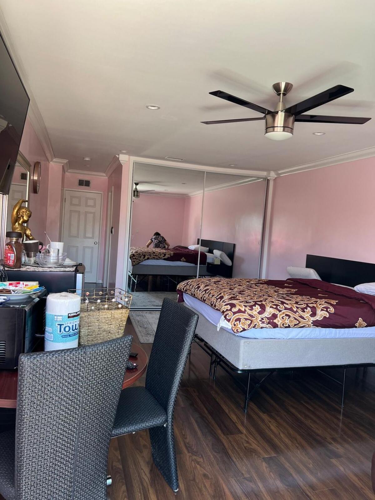 Apartment Pool Front Romantic Getaway Withprivate Entry *