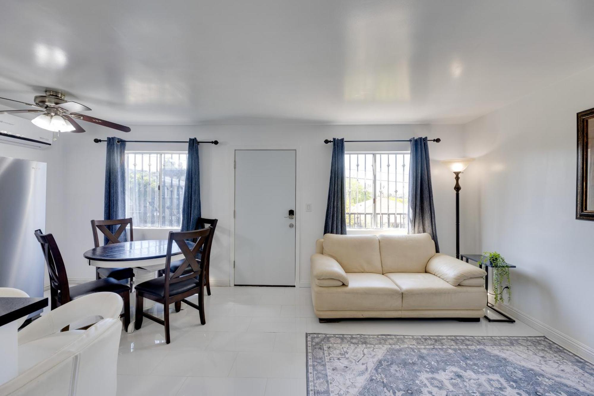 Apartment 4 Mi To Griffith Park And Play In La! *