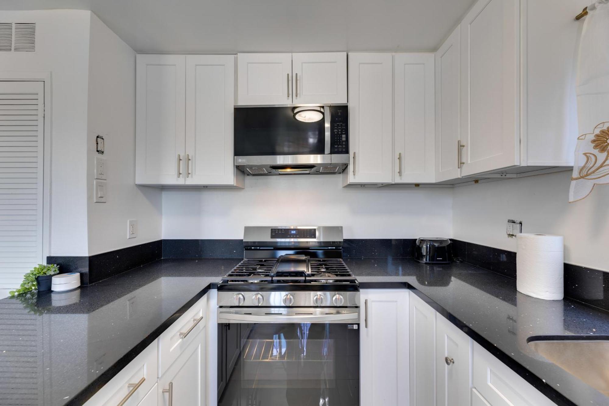 4 Mi To Griffith Park And Play In La! Apartment Los Angeles