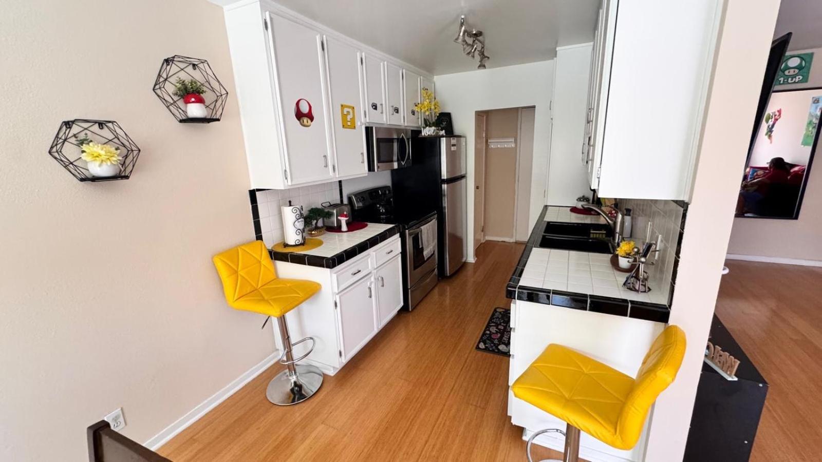 Mario, Harry Potter, & Not Themed Loft Universal 10min Loft Los Angeles