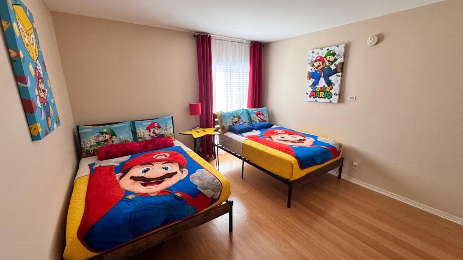 Mario, Harry Potter, & Not Themed Loft Universal 10min Loft
