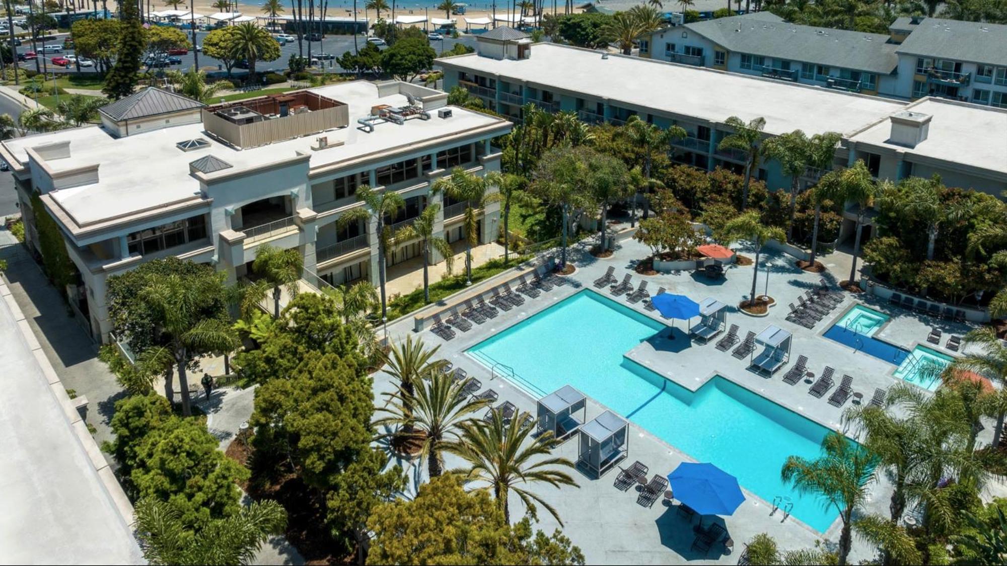 Stayelegant Exclusive In Mdr-venice With Gym & Hottub Apartment