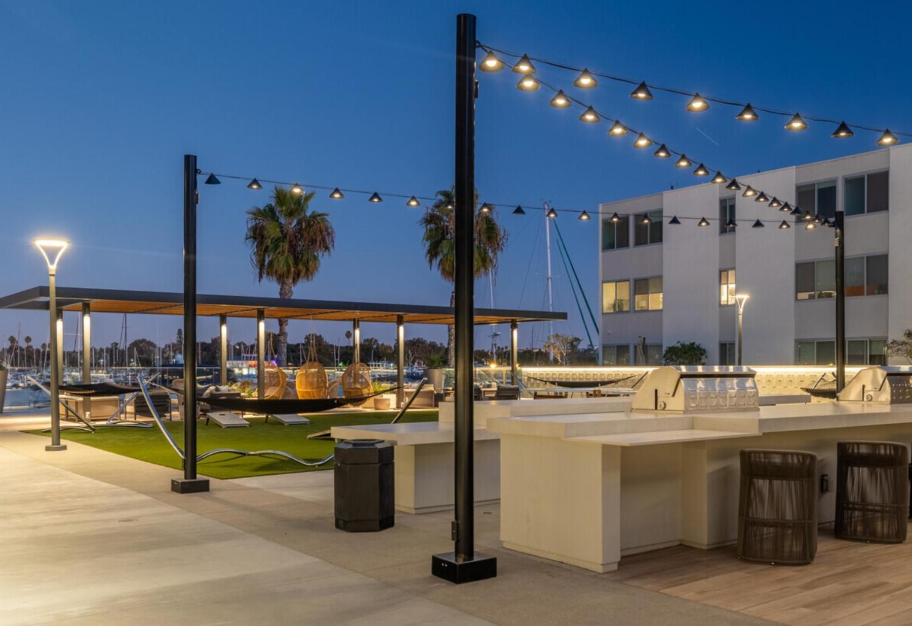 The Quartz Nook - Elegant 1br Zen Garden View Marina Side Apartment
