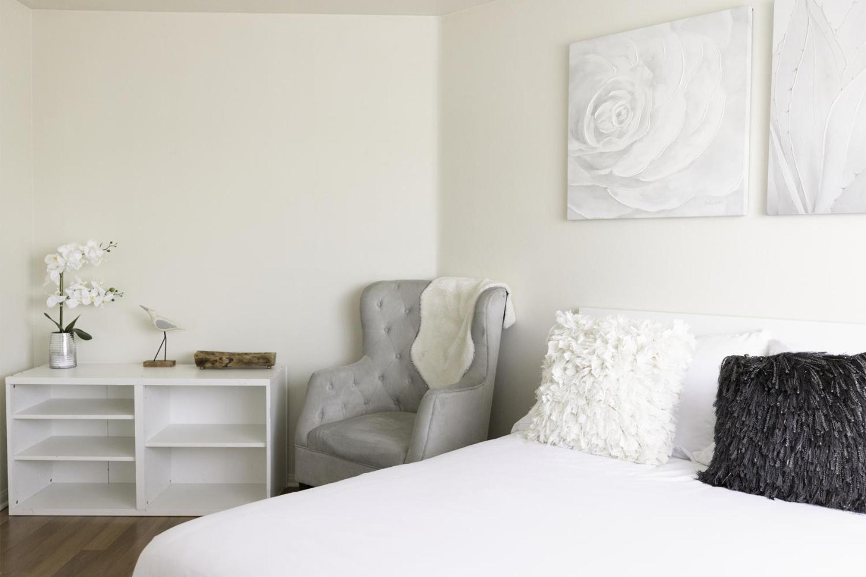 Luxurious 5-bedroom House 2 Free Parkings Apartment *