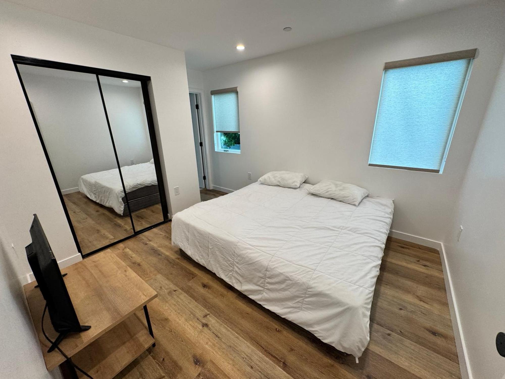 Angeles Town House Holiday home Los Angeles