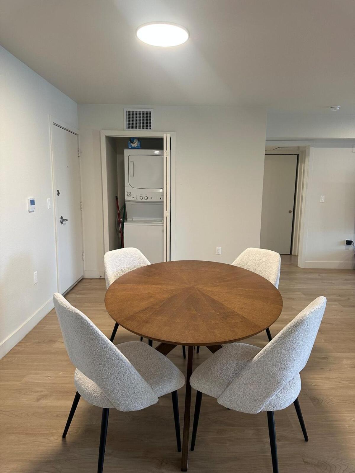 The Quartz Nook - Elegant 1br Zen Garden View Marina Side Los Angeles