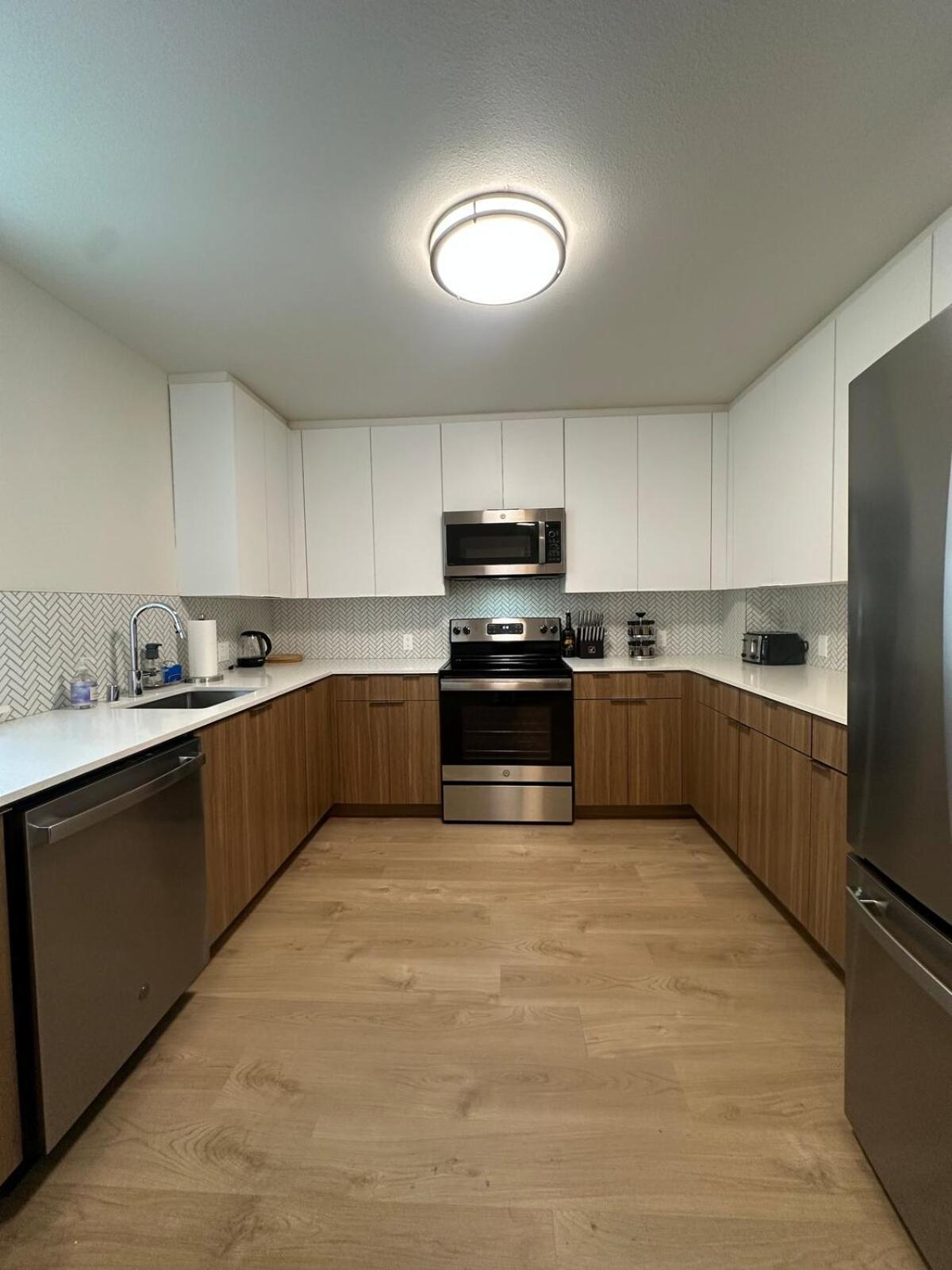 The Quartz Nook - Elegant 1br Zen Garden View Marina Side Apartment
