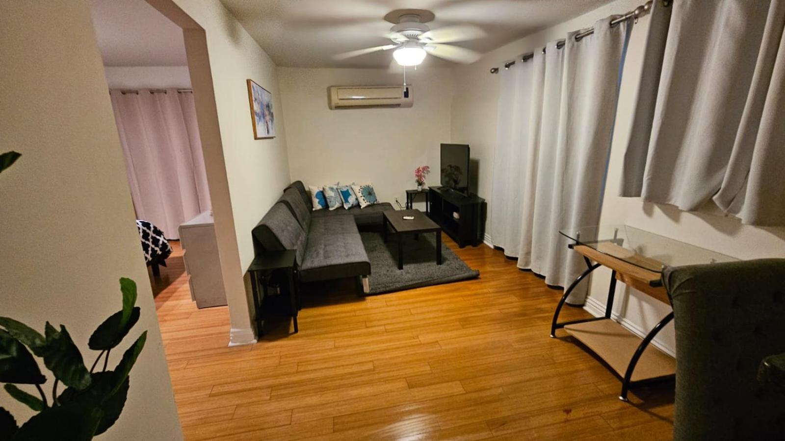 Holiday home Prime Location 1bd 1bath *