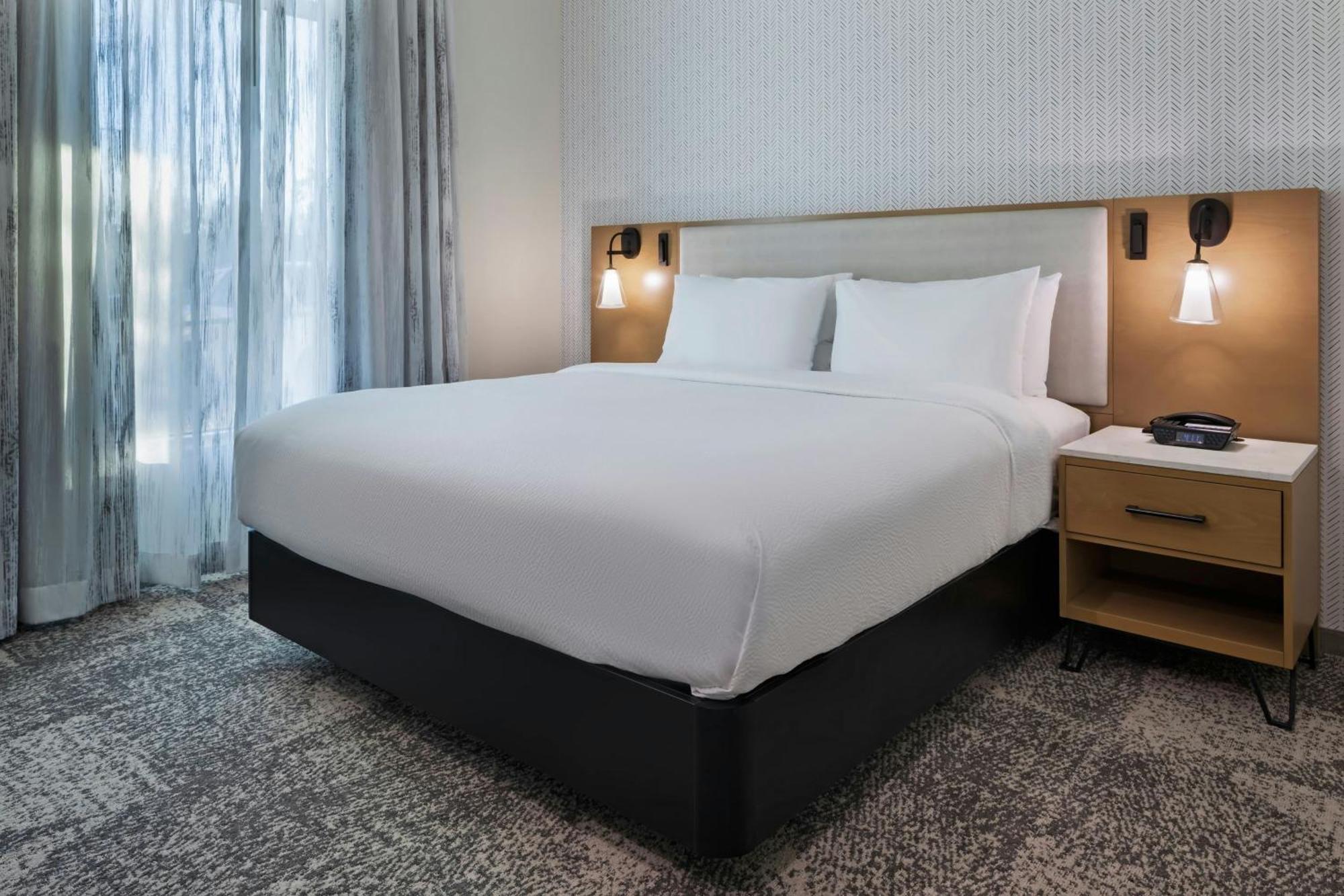 By Marriott Chatsworth * Los Angeles