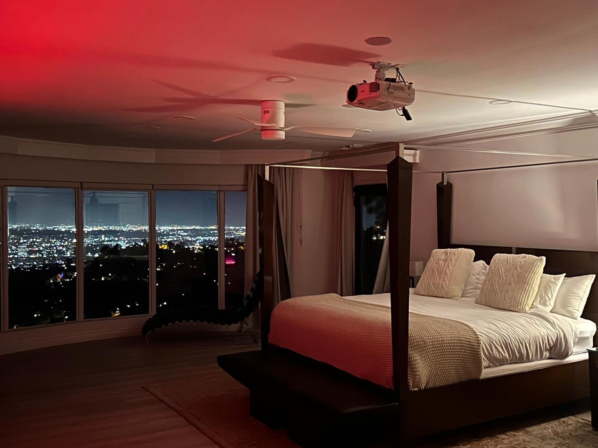 Le Chateau Los Angeles