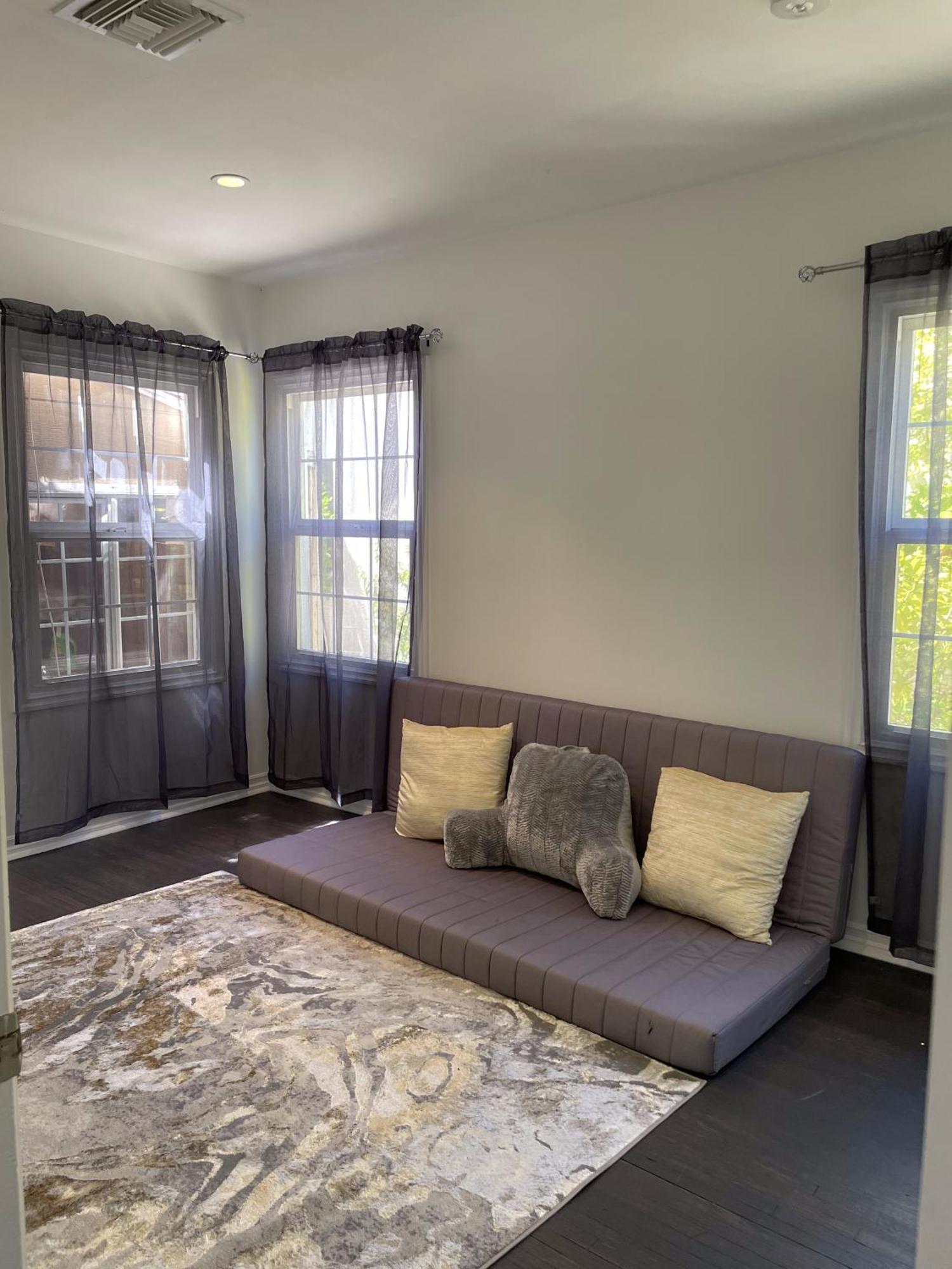 Holiday home 3bd Beverly Hills House