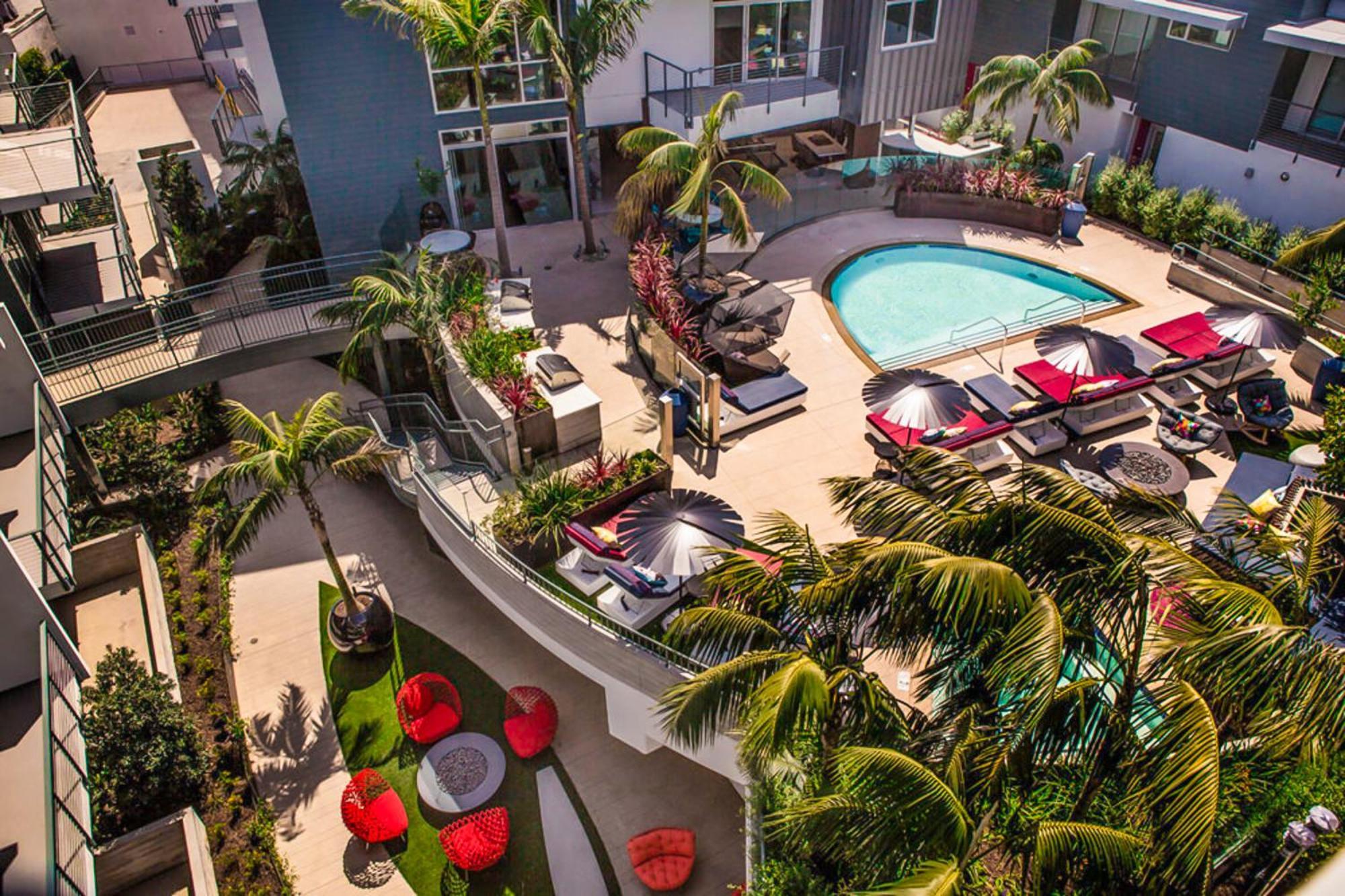 Luxury Open Bd W Pool, Parking, & Wd 133