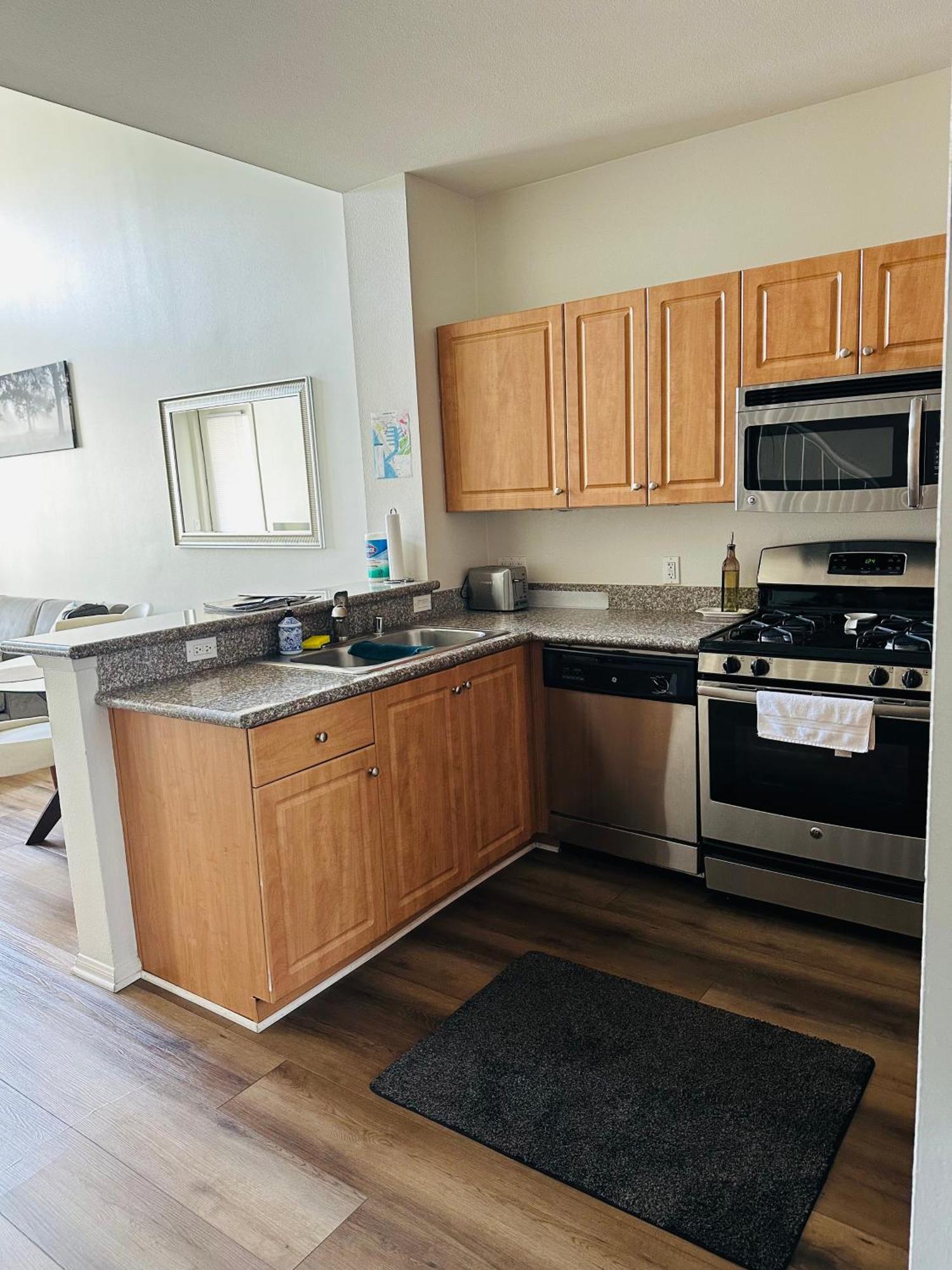 Loft Style,2 Beds ,flexible Self Check In,pool Los Angeles