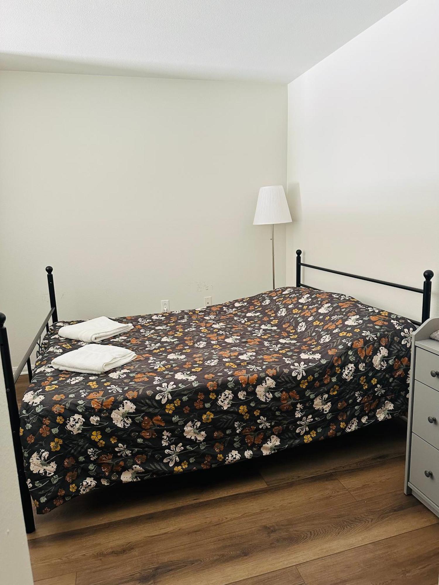 Apartment Loft Style,2 Beds ,flexible Self Check In,pool *