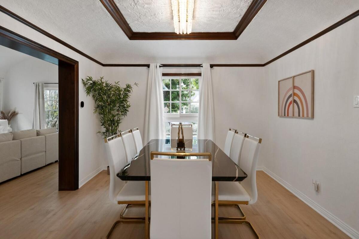 Villa Spacious 4br House With Large Yard And Parking Beverly Hills Adj *