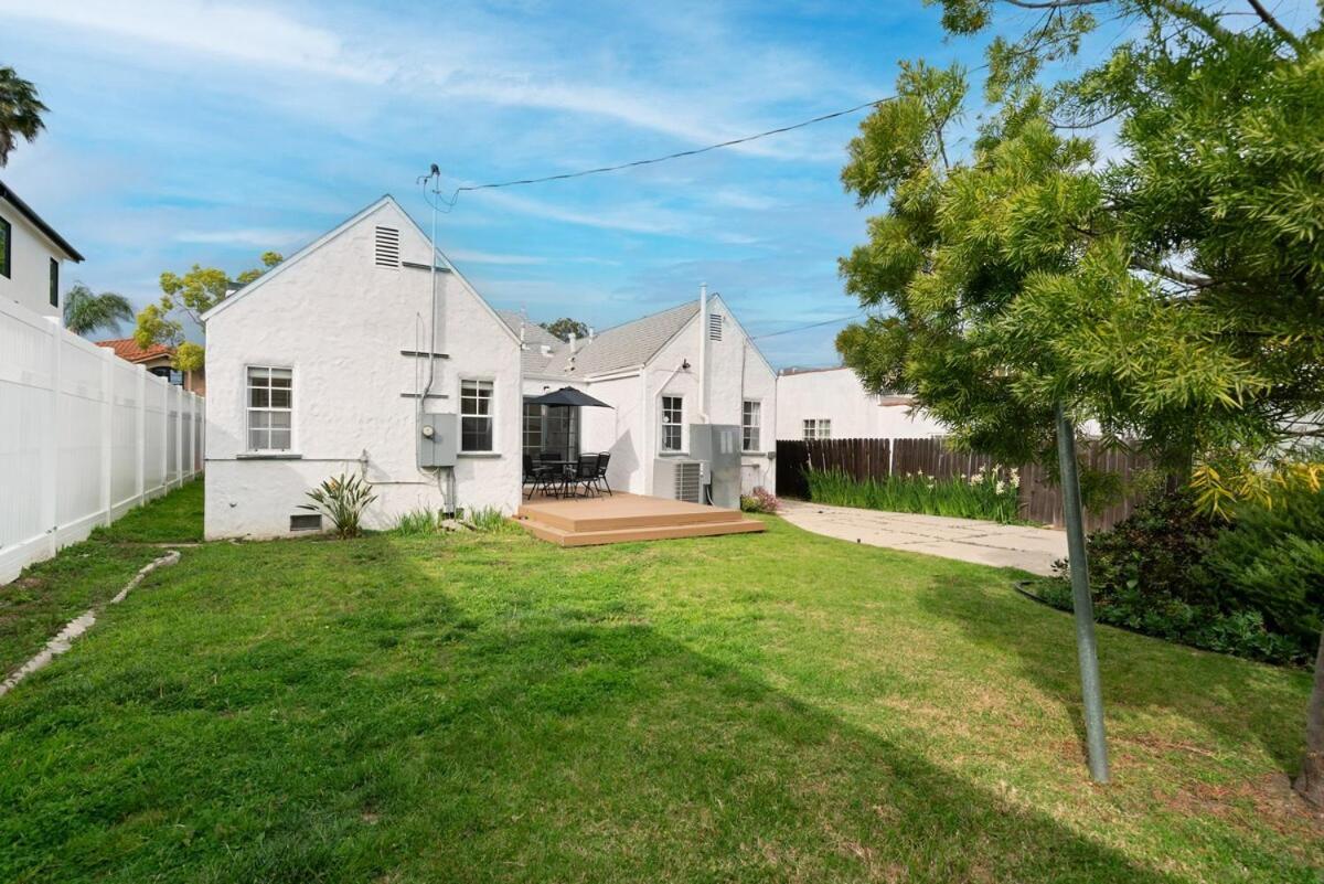 Spacious 4br House With Large Yard And Parking Beverly Hills Adj Villa Los Angeles