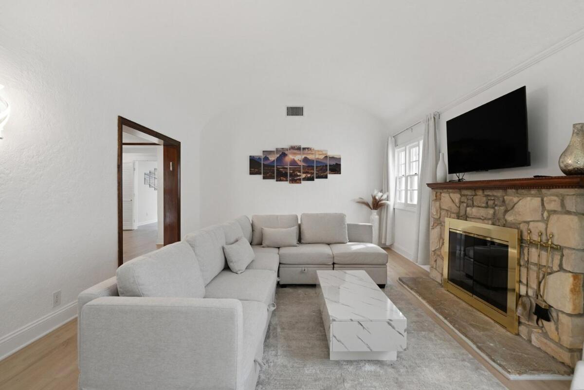 Spacious 4br House With Large Yard And Parking Beverly Hills Adj * Los Angeles