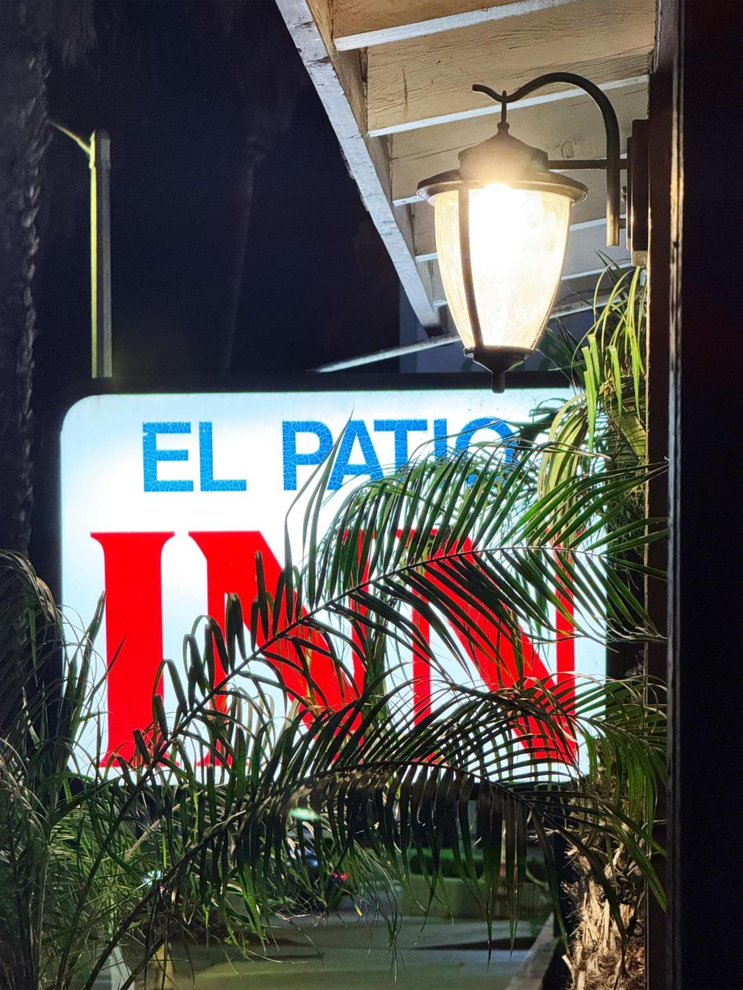 El Patio - Near Universal Hollywood Motel 2*