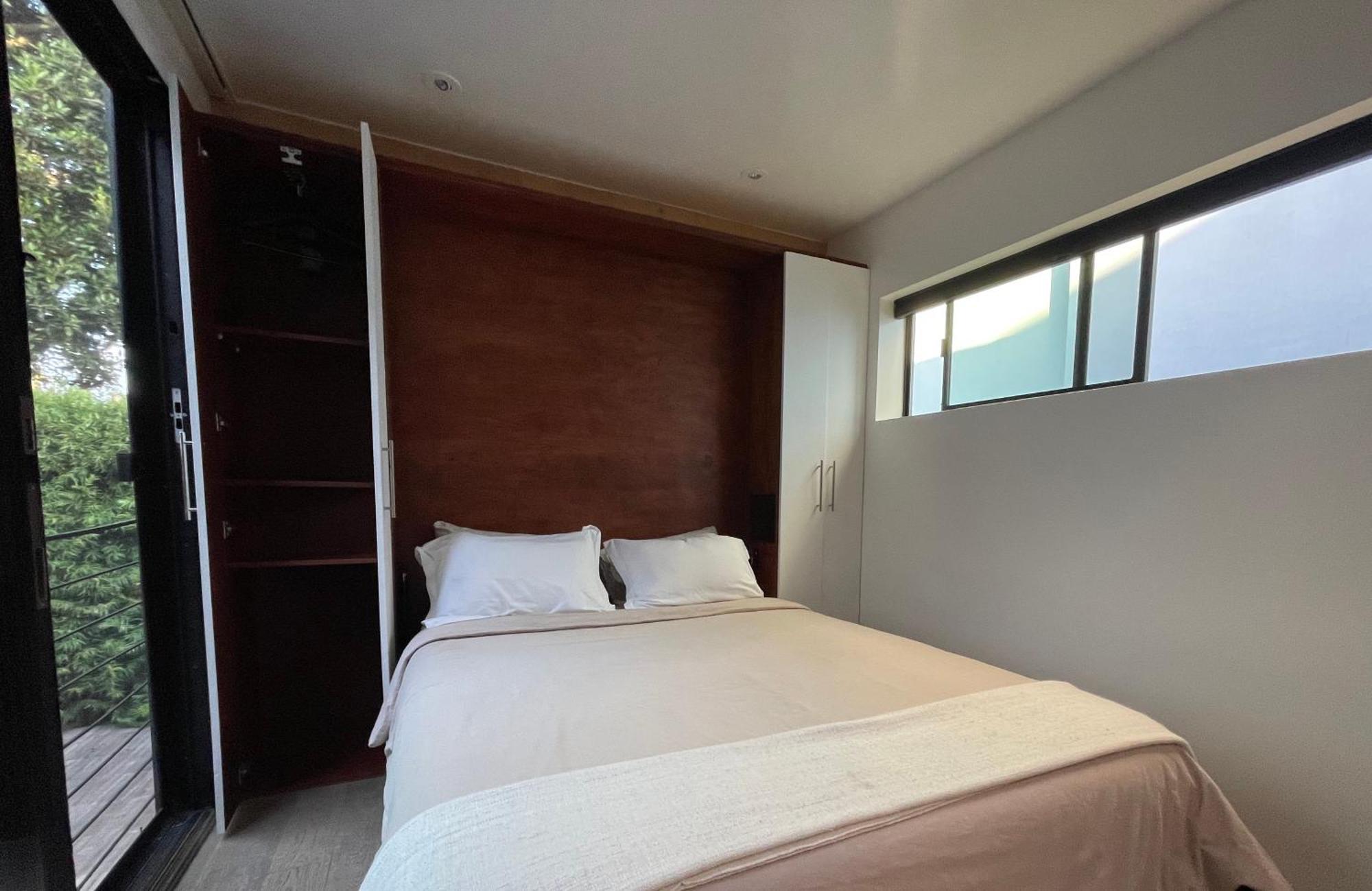 Apartment Venice Beach Bungalow By Artspace Locations *