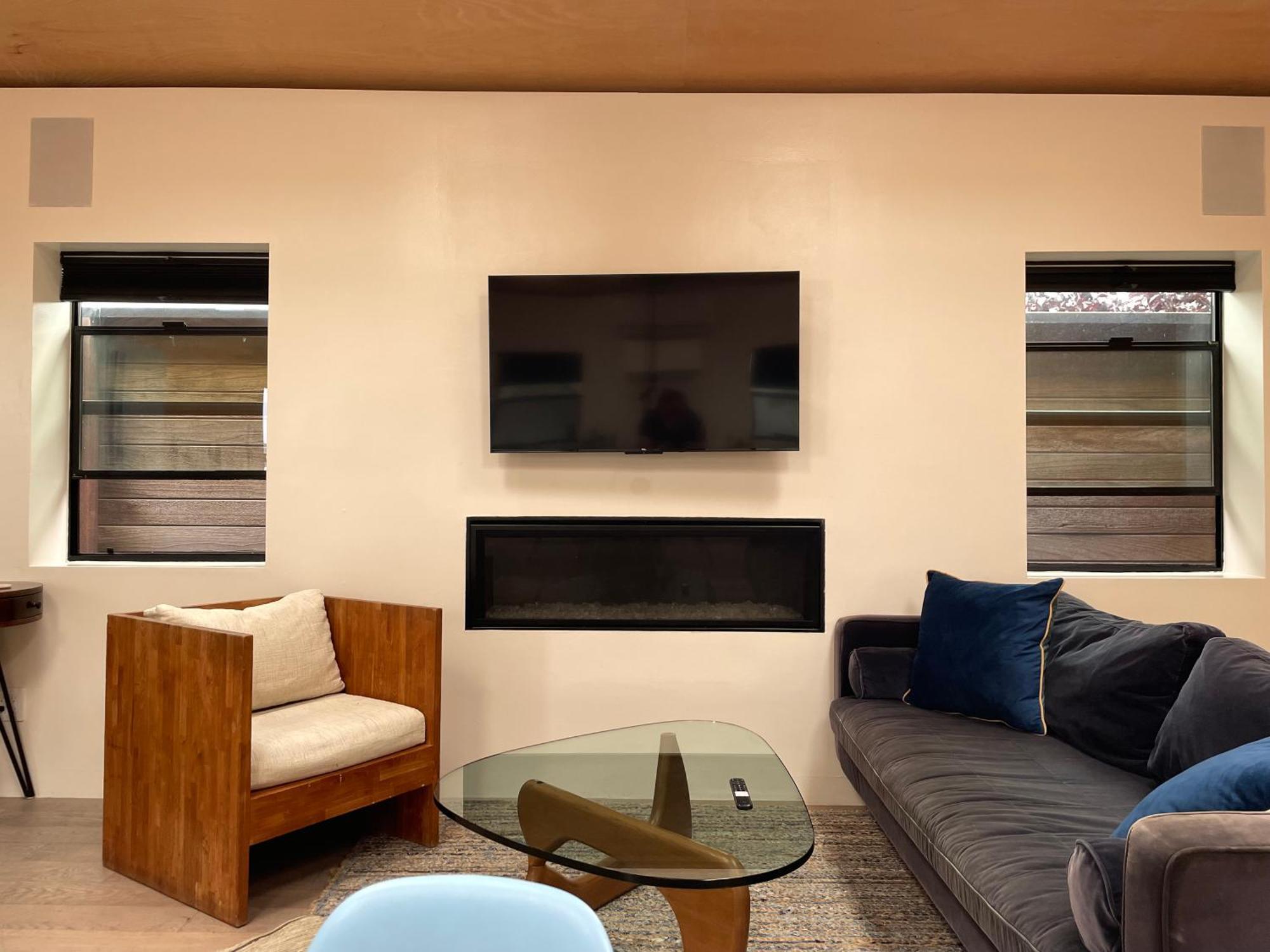 Apartment Venice Beach Bungalow By Artspace Locations Los Angeles