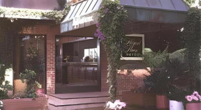 Hilgard House Westwood Village Los Angeles